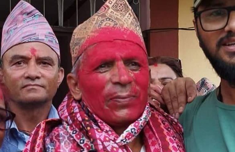 जिसस चितवनको प्रमुखमा गोलाप्रथाबाट एमालेका अधिकारी विजयी