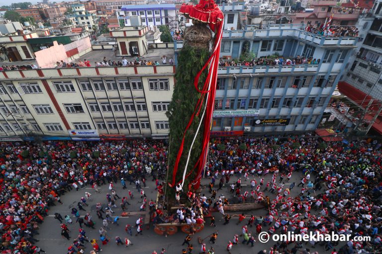 रातो मच्छिन्द्रनाथलाई जाउलाखेल पुर्‍याइयो (फोटो फिचर)