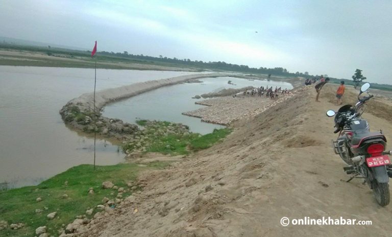 त्रियुगा नदीमा डुबेर २ बालिकाको मृत्यु, एक बेपत्ता