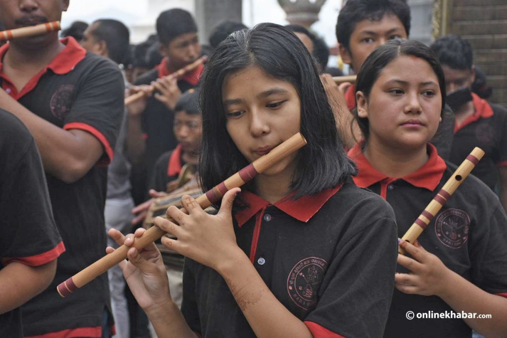 सुरु भयो गुँला पर्व , गरियो स्वयम्भू परिक्रमा