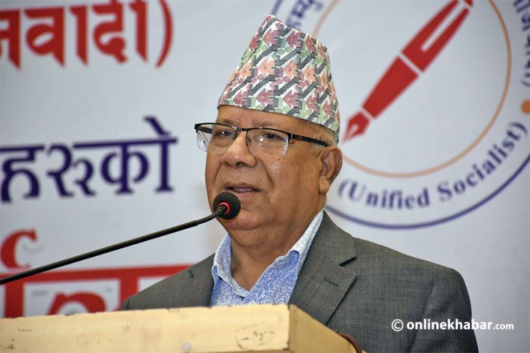 कांग्रेससँग सरकार बनाउने ओलीको तयारी छ : माधव नेपाल