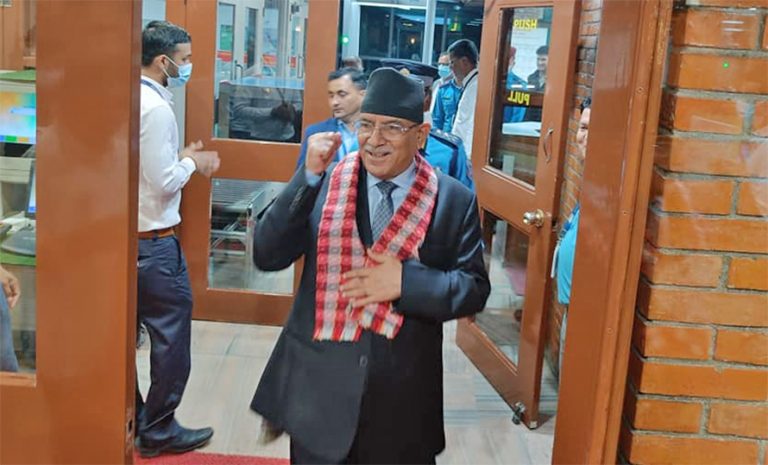 भारतको स्वागत प्रधानमन्त्री भएर जाँदा भन्दा फरक लागेन : प्रचण्ड
