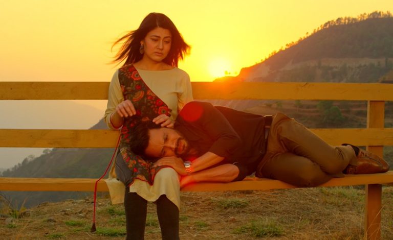 ‘प्रेमगञ्ज’ ट्रेलर : सुरक्षा पन्त ‘न्यारेटर’ बनेको फिल्ममा दुई पुस्ताको प्रेम