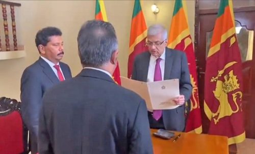 श्रीलंकामा प्रधानमन्त्री विक्रम सिंघेले लिए कार्यवाहक राष्ट्रपतिको शपथ