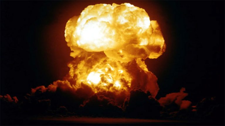६० वर्षअघि अमेरिकाले किन अन्तरिक्षमा पड्काएको थियो परमाणु बम ?
