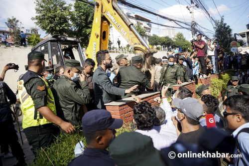 अनिल कपुरको ‘नायक’ सम्झाउने बालेनको डोजर