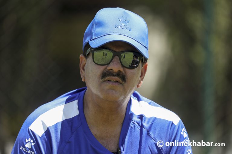 राष्ट्रिय क्रिकेट टिमका प्रशिक्षक मनोज प्रभाकरले दिए राजीनामा