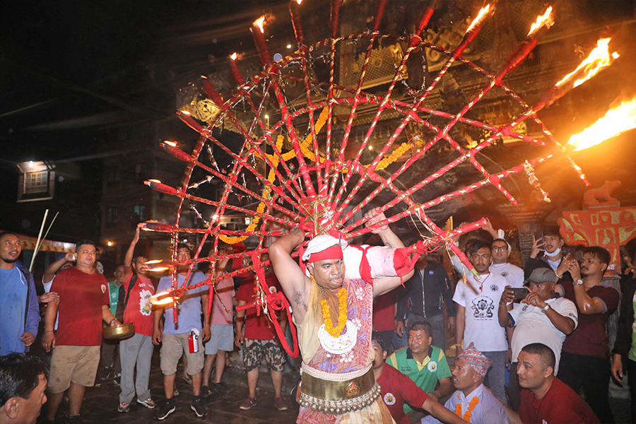 वीरेन्द्रभक्तले छेडे जिब्रो, सकियो जात्रा