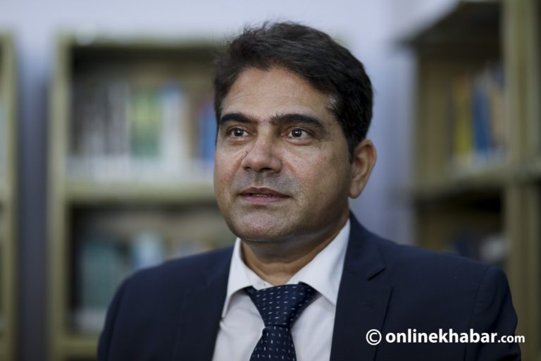 मान्छेको शरीरमा कुनै अंग छैन, जसलाई चुरोटले हानि गर्दैन : डा. राजीव झा