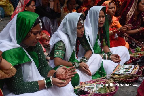 काठमाडौंमा थारु महिलाको जितिया महोत्सव (तस्वीरहरु)