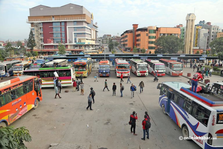 नयाँ बसपार्कबाट सञ्चालन हुन थाले माइक्रोबस