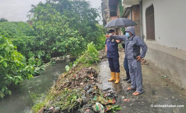 वीरगञ्जको मुख्य नाला अतिक्रमणको चपेटामा