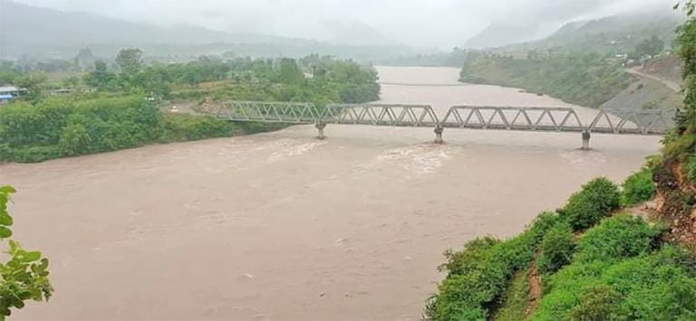 भेरी नदीमा बाढी, पानीको बहावले खतराको तह पार गर्‍यो