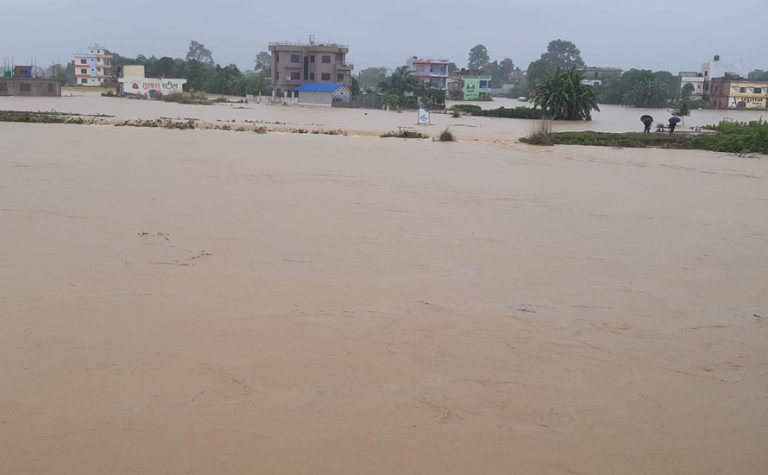 दाङको देउखुरीमा ३ हजार ५ सय घर डुबानमा