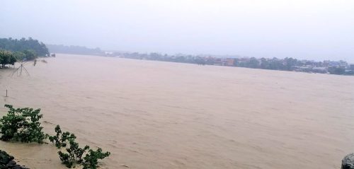 गैंडाकोटको बोटे वस्तीमा बाढी पस्यो, २० घर परिवार विस्थापित
