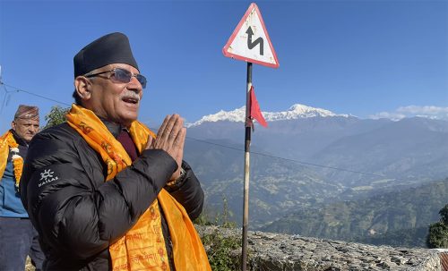 गोरखाको चुनावी प्रतिवद्धता पूरा नगरी रुकुमपूर्व लागे प्रचण्ड