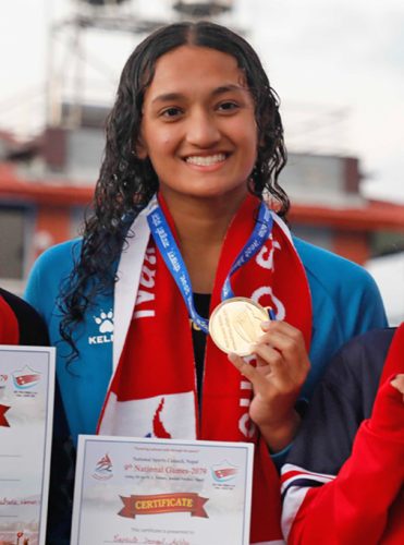 पौडीमा पहिलो दिन ३ स्वर्ण जितेकी एस्लीको नेपालबाट खेल्ने चाहना