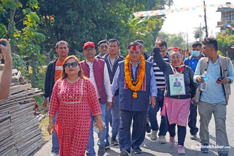 उमेश श्रेष्ठको चुनावी यात्राका दुई तगारा