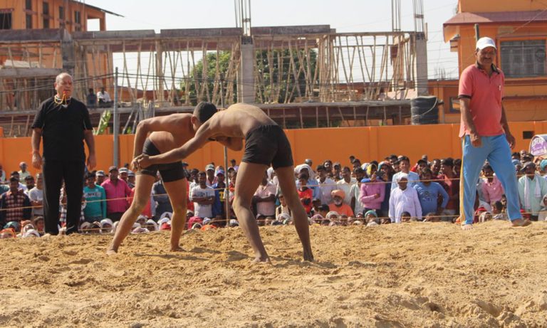 रुपन्देहीमा परम्परागत कुस्ती प्रतियोगिता शुरु