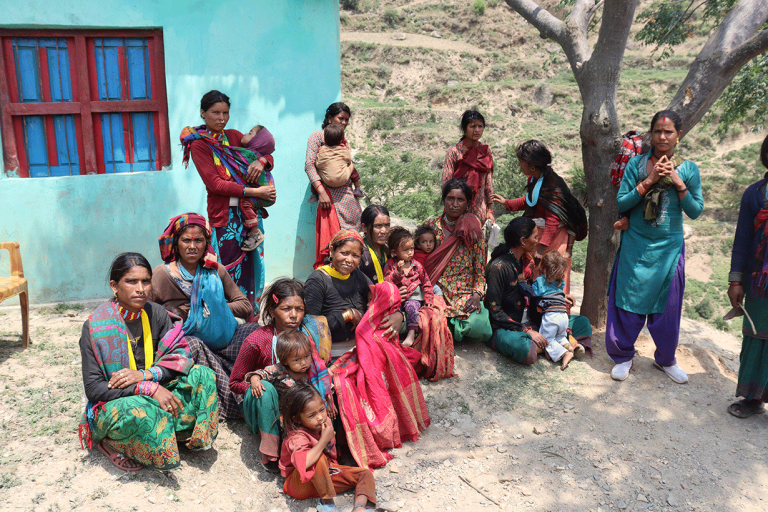 कुपोषणले ज्यान गुमाउँछन् बालबालिका, बजेट चाहिँ मन्दिर निर्माणमा