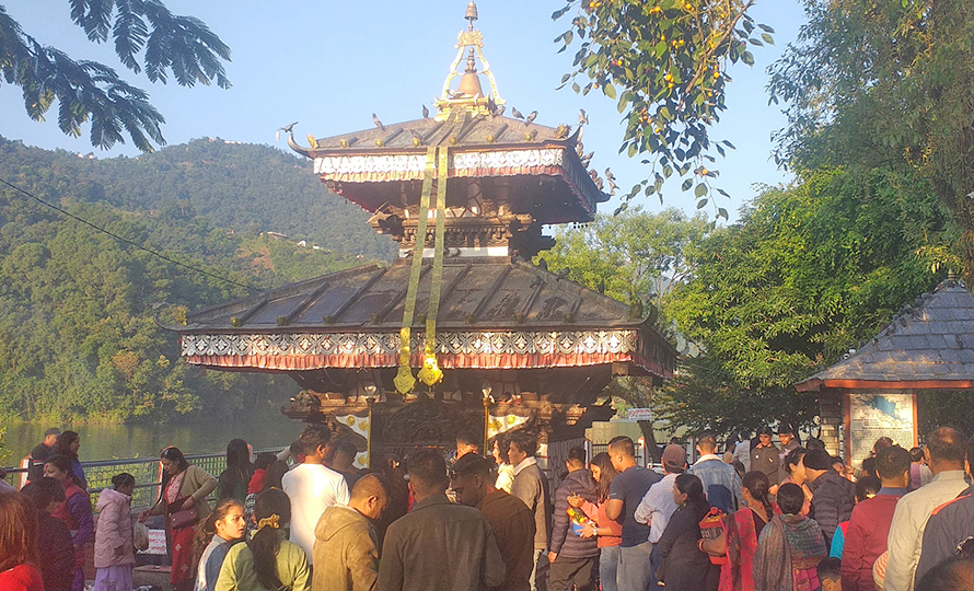 बाराही मन्दिर पुनःनिर्माण गरिँदै