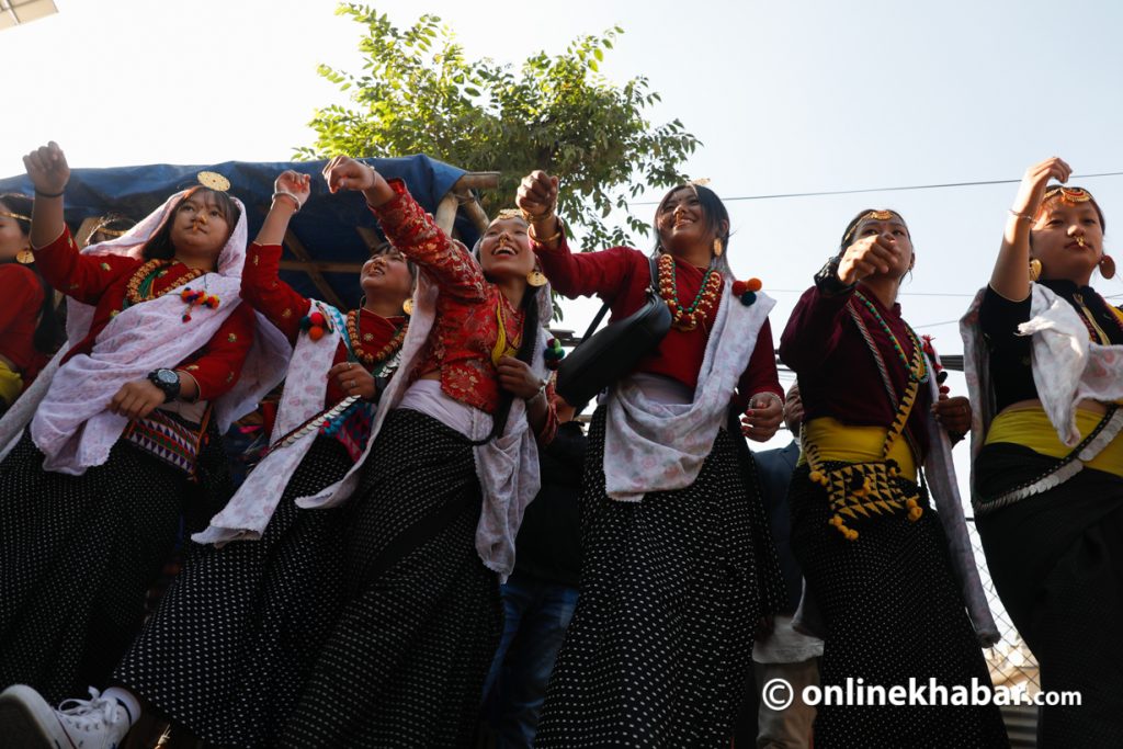 नखीपोटमा उधौलीको उल्लास (तस्वीरहरु)