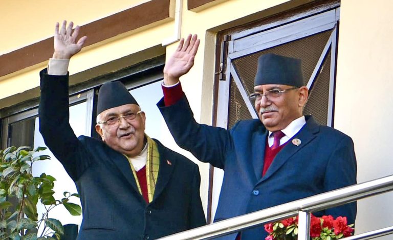 एमाले र माओवादीको केन्द्रीय समिति बैठक बस्दै