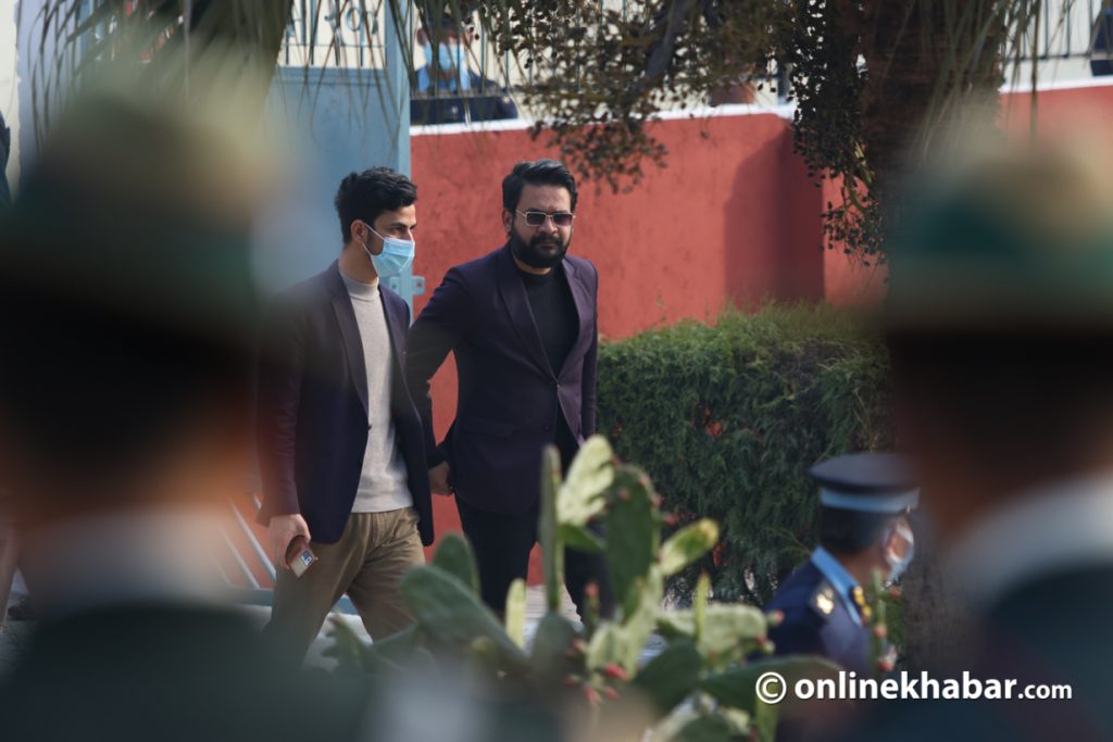 राजीनामा बुझाएर घण्टीघर पुगे बालेन