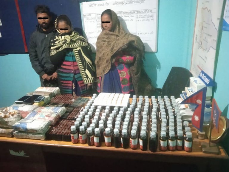 काठमाडौं नाकाबाट ठूलो परिमाणको लागुऔषधसहित १० पक्राउ