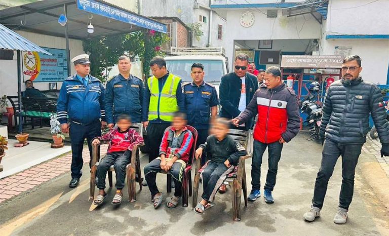 अलपत्र भेटिएका तीन बालकको उद्दार, अस्थायी संरक्षण केन्द्र सुनसरी पठाइयो