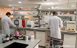 एक अत्याधुनिक प्रयोगशाला, जहाँ गाईवस्तुदेखि कुकुरसम्मको स्वास्थ्य जाँच हुन्छ
