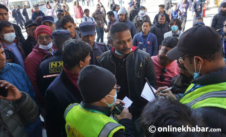 पोखरामा विमान दुर्घटनापछि देशभरको उडान प्रभावित