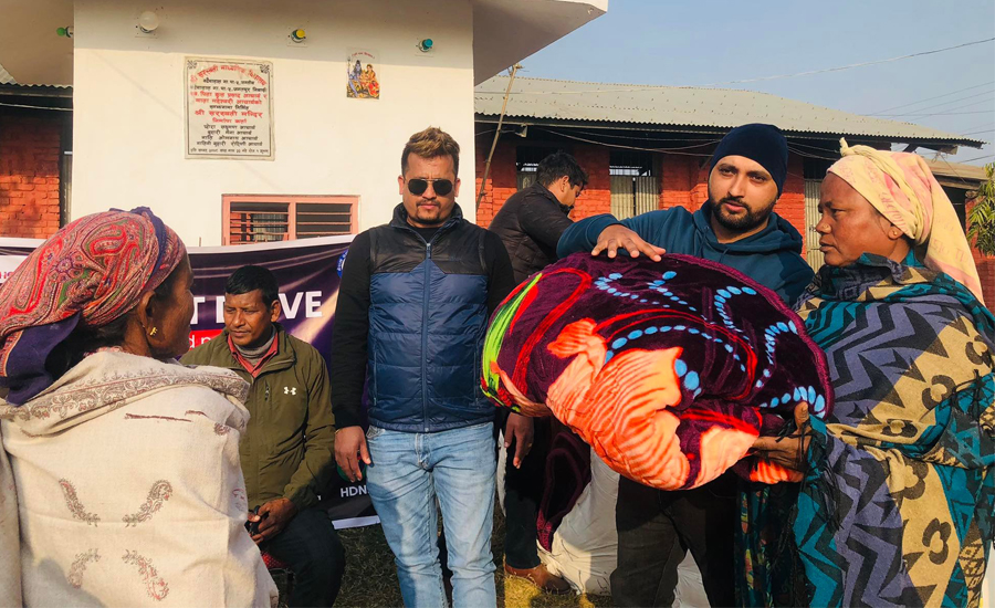 नेफ्टा आयोजकले वितरण गरे वृद्ध तथा अशक्तलाई ब्लांकेट  – HamroAwaj