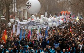 पेन्सन सुधार योजनाविरुद्ध फ्रान्समा सडक प्रदर्शन, हड्तालको चेतावनी
