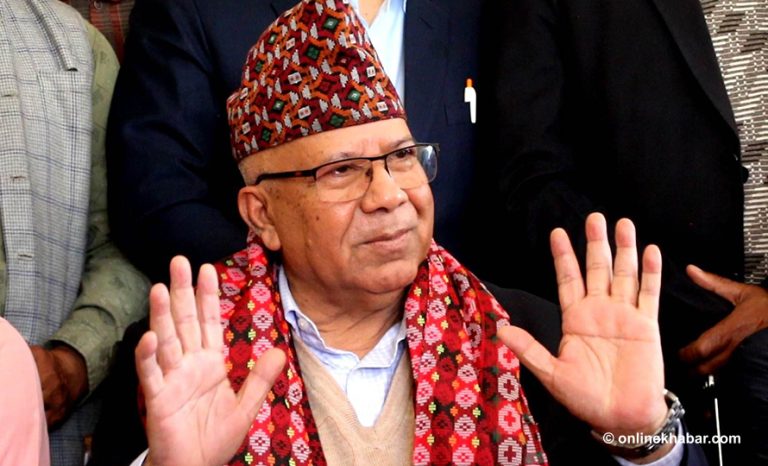 कांग्रेस र कम्युनिष्टबीच भ्रष्टाचारमा प्रतिस्पर्धा भइरहेको छ : माधव नेपाल
