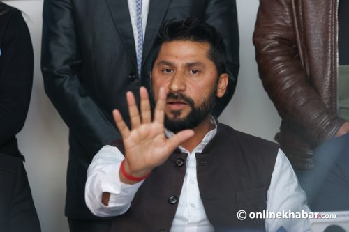 गृह नपाएको झोंकमा सम्हालिन नसकेका रवि लामिछाने
