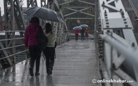 पहाड र हिमालमा मध्यम वर्षा र हिमपात, तराईमा चट्याङ्गसहित हल्का वर्षा