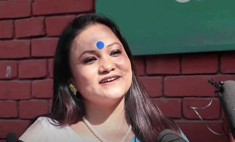 लोकगायिका टीका पुनले एकल साँझ गर्ने, भन्छिन्- सोचेजस्तो सहयोग पाइनँ