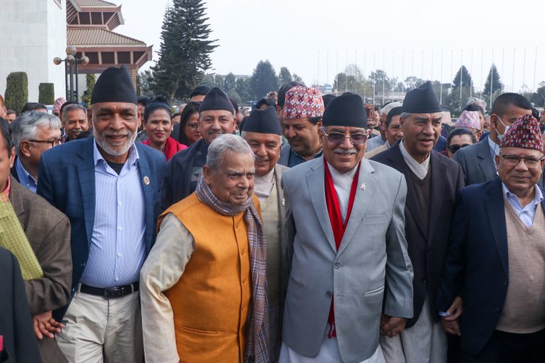 असमावेशी नेतृत्वमा अभूतपूर्व सहमति