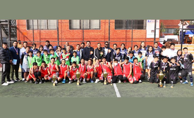 एक्सेल्सियर कपमा काष्ठमण्डपलाई दोहोरो उपाधि