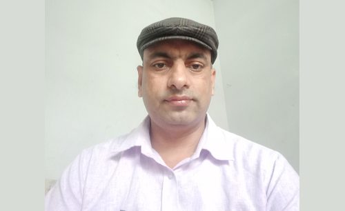 फकाएर दिए मात्र पढ्छन्