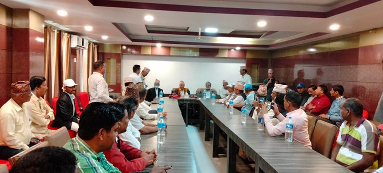 कञ्चनपुरमा एमाले र एकीकृत समाजवादीका नेताको संयुक्त भेलालाई भीम रावलको सम्बोधन
