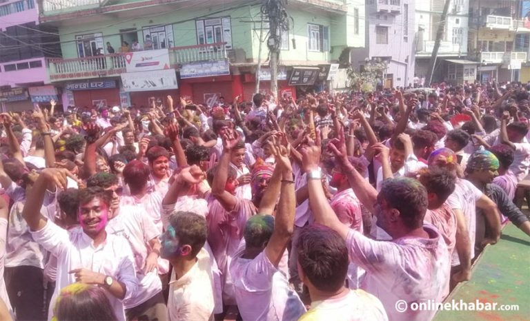 शास्त्रीय परम्परा अनुसार तराई मधेसमा आज होली मनाइँदै