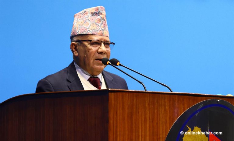 प्रधानमन्त्रीले फेरि विश्वासको मत लिनुपर्दैन : माधव नेपाल