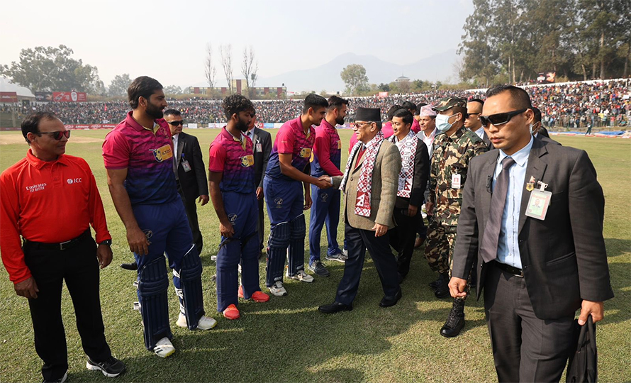 क्रिकेट टिमलाई प्रधानमन्त्री प्रचण्डले दिए बधाई  – HamroAwaj