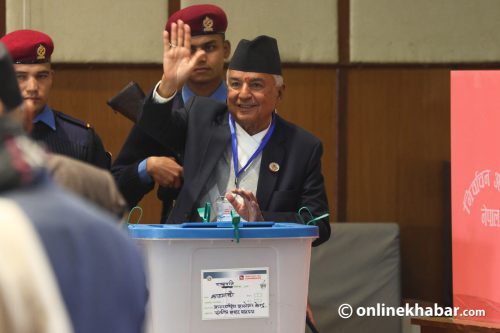 प्रधानमन्त्रीको धोको अधुरै राखेर राष्ट्रपतिमा रामचन्द्र