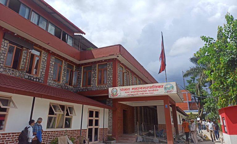 पोखराका मेयर-उपमेयर नै विदेशमा, अमेरिकाबाट फर्केलगत्तै मोती बने कार्यबाहक