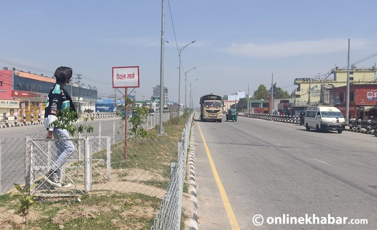 धनगढीको ६ लेन सडकमा २०० मिटरको दूरीमा पैदल मार्ग, दुर्घटनाको जोखिम