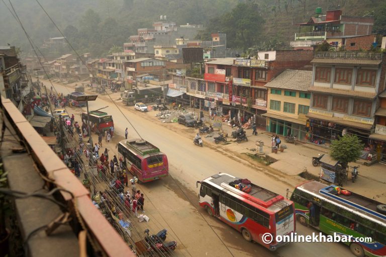 पृथ्वी राजमार्गमा यात्रा सकसपूर्ण   