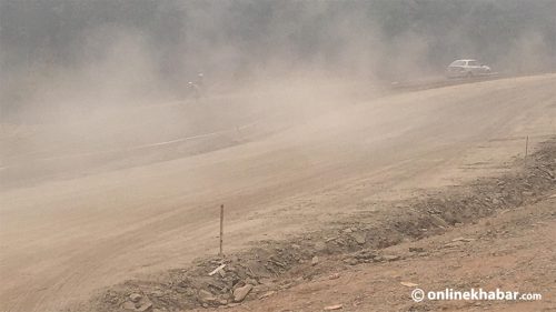 पृथ्वीराजमार्ग छिर्कने-देउराली सडकखण्ड ४ घण्टा अवरुद्ध हुने